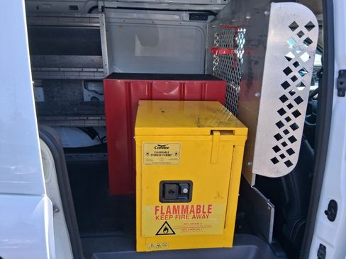 Used 2021 Ford Transit Connect XL FWD image 14