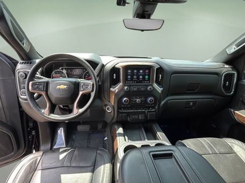 Used 2021 Chevrolet Silverado 3500 High Country AWD/4WD image 16