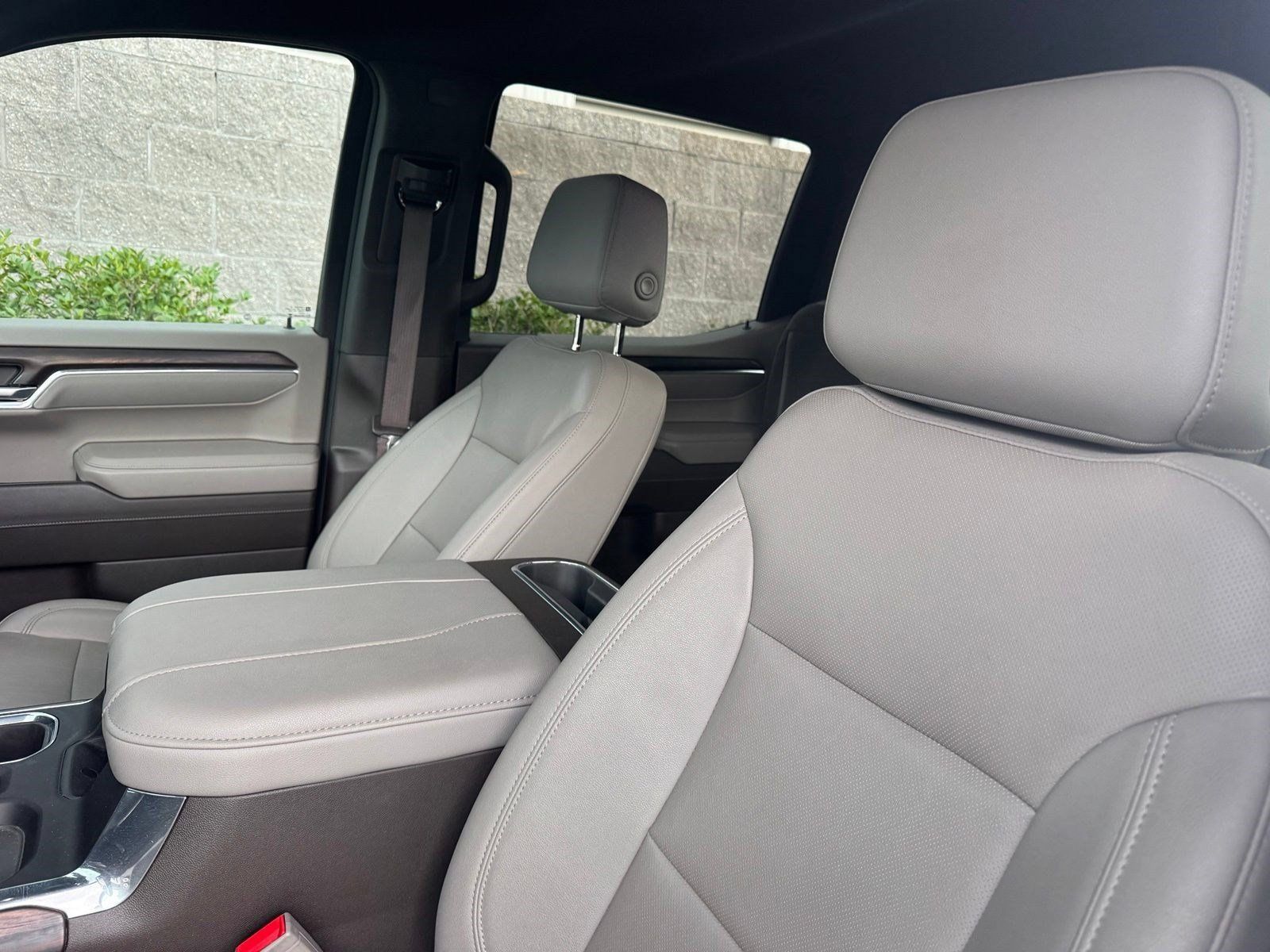 Certified 2023 GMC Sierra 1500 SLT w/ SLT Premium Package AWD/4WD image 22