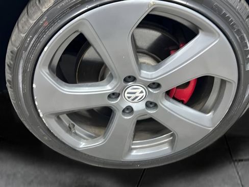 Used 2015 Volkswagen GTI 4-Door FWD image 19