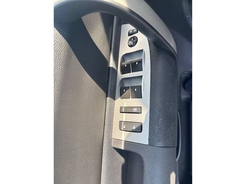 Used 2009 GMC Sierra 1500 SLE w/ Power Pack Plus AWD/4WD image 29