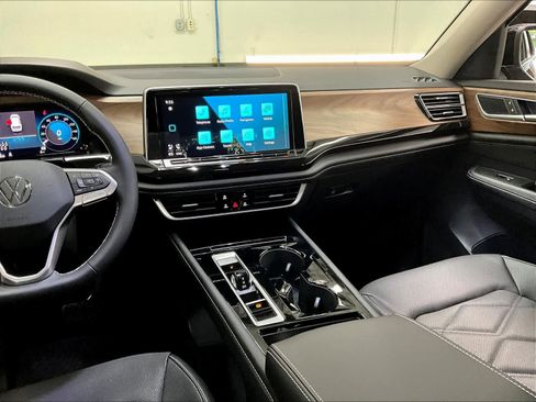New 2026 Volkswagen Atlas SE AWD/4WD image 7
