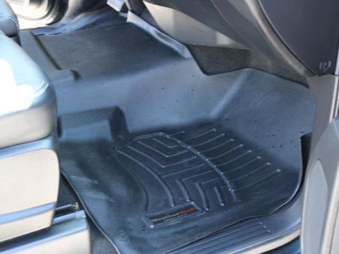 Used 2018 Chevrolet Silverado 1500 LT image 20