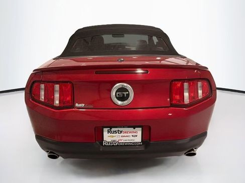 Used 2010 Ford Mustang GT Premium image 23