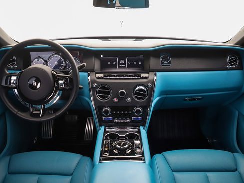 Used 2023 Rolls-Royce Cullinan AWD/4WD image 20