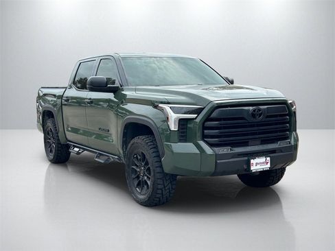 Used 2022 Toyota Tundra SR5 image 3