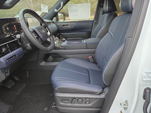 Used 2026 INFINITI QX80 4WD image 5