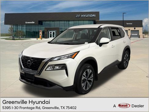 Used 2023 Nissan Rogue SV FWD image 1
