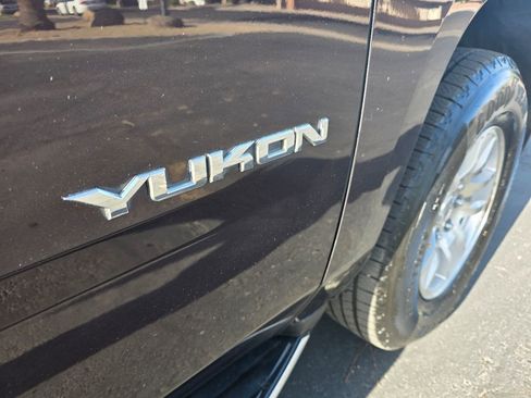 Used 2015 GMC Yukon SLT w/ HD Trailering Package image 6