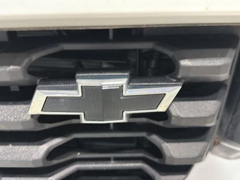 Used 2022 Chevrolet Silverado 1500 Custom w/ LPO, Dark Essentials Package AWD/4WD image 33