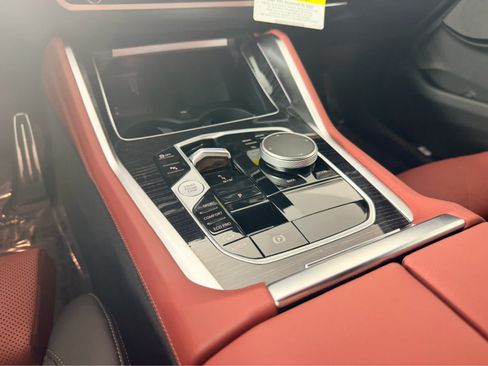 New 2027 BMW X6 xDrive40i AWD/4WD image 14