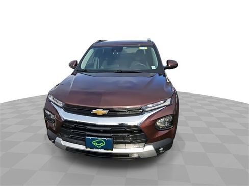 Certified 2022 Chevrolet TrailBlazer LT image 3
