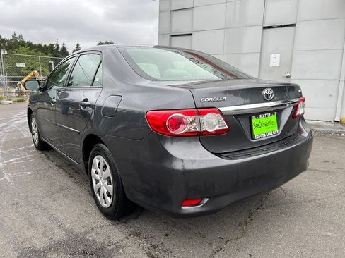 Used 2011 Toyota Corolla LE FWD image 6