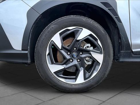 Used 2025 Subaru Crosstrek 2.5i Limited w/ Crosstrek Mirror Package AWD/4WD image 11