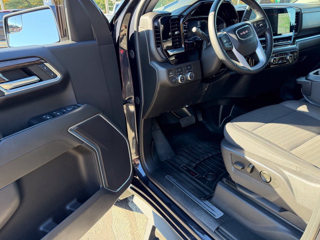 Used 2024 GMC Sierra 1500 Elevation AWD/4WD image 20