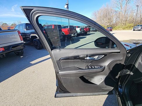 Used 2023 Buick Envision Essence w/ Sport Touring Package image 12