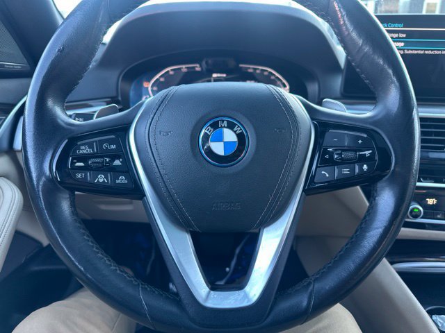 Used 2023 BMW 530e w/ Premium Package RWD image 24