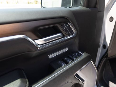 Used 2024 GMC Sierra 1500 Denali AWD/4WD image 13