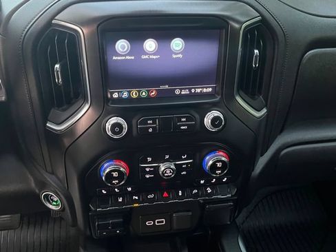 Used 2020 GMC Sierra 2500 AT4 w/ AT4 Premium Package AWD/4WD image 21