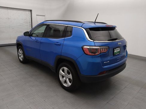 Used 2017 Jeep Compass Latitude AWD/4WD image 5