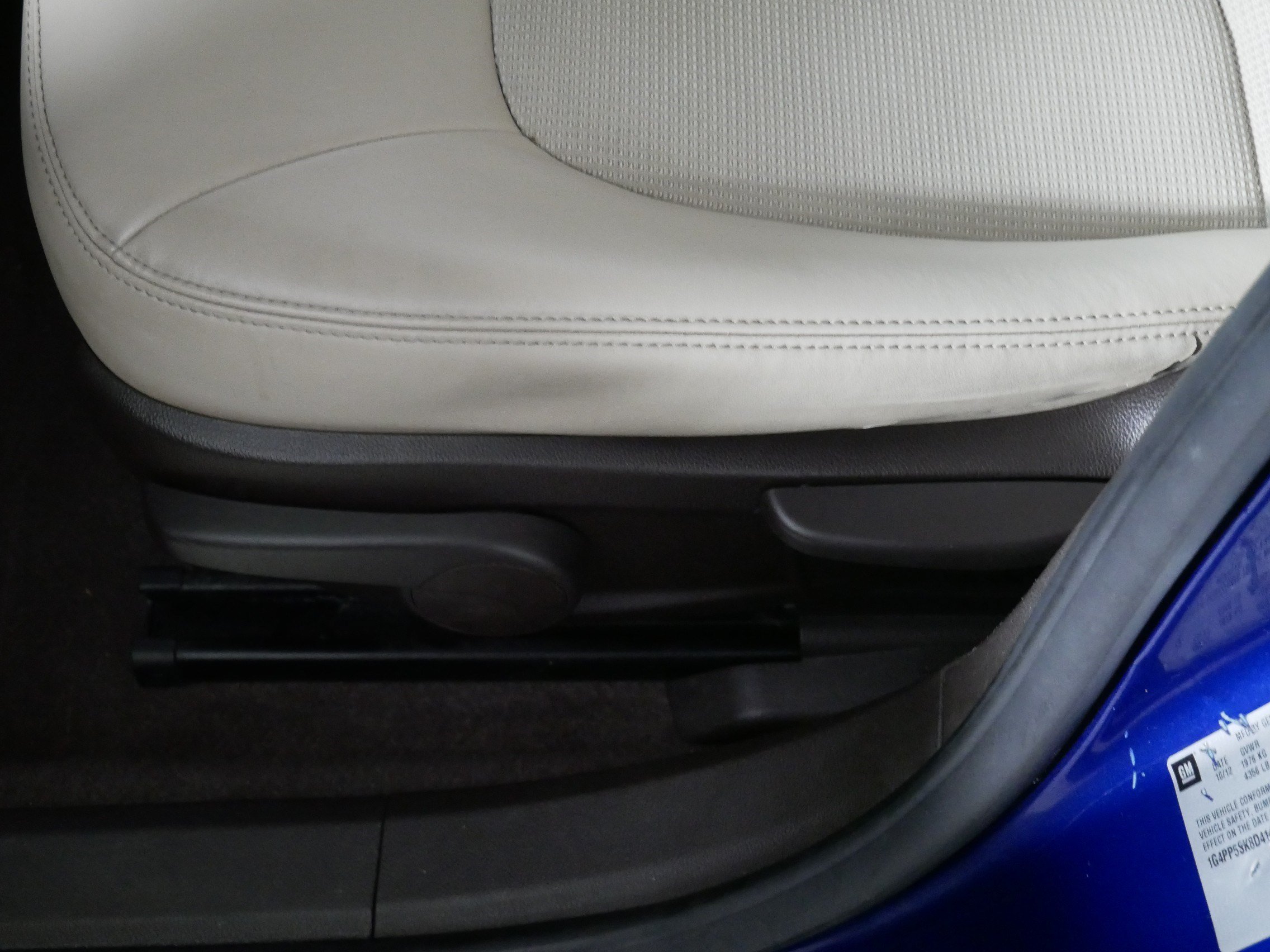 Used 2013 Buick Verano FWD image 20
