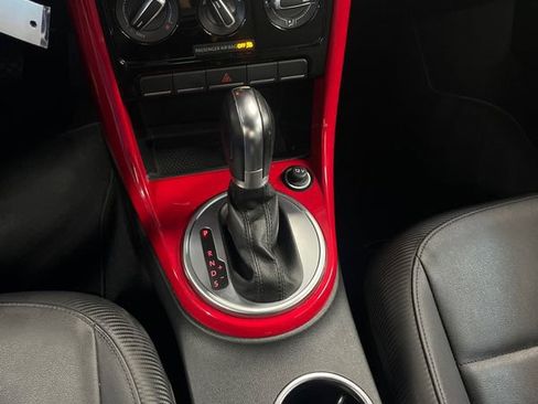 Used 2018 Volkswagen Beetle 2.0T Coast FWD image 55