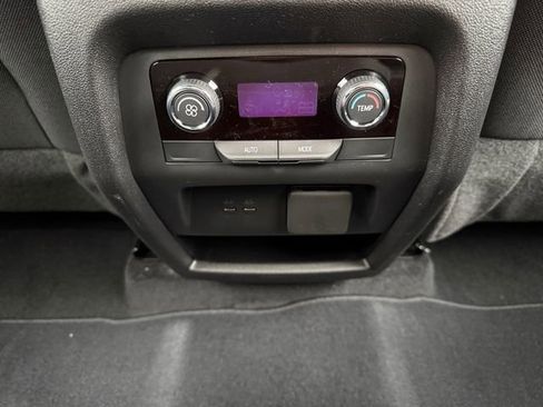 New 2026 Chevrolet Traverse LT w/ Driver Confidence Package AWD/4WD image 33