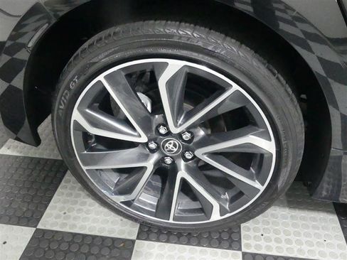Used 2022 Toyota Corolla SE FWD image 16