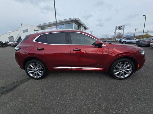 Used 2023 Buick Envision Avenir AWD/4WD image 2
