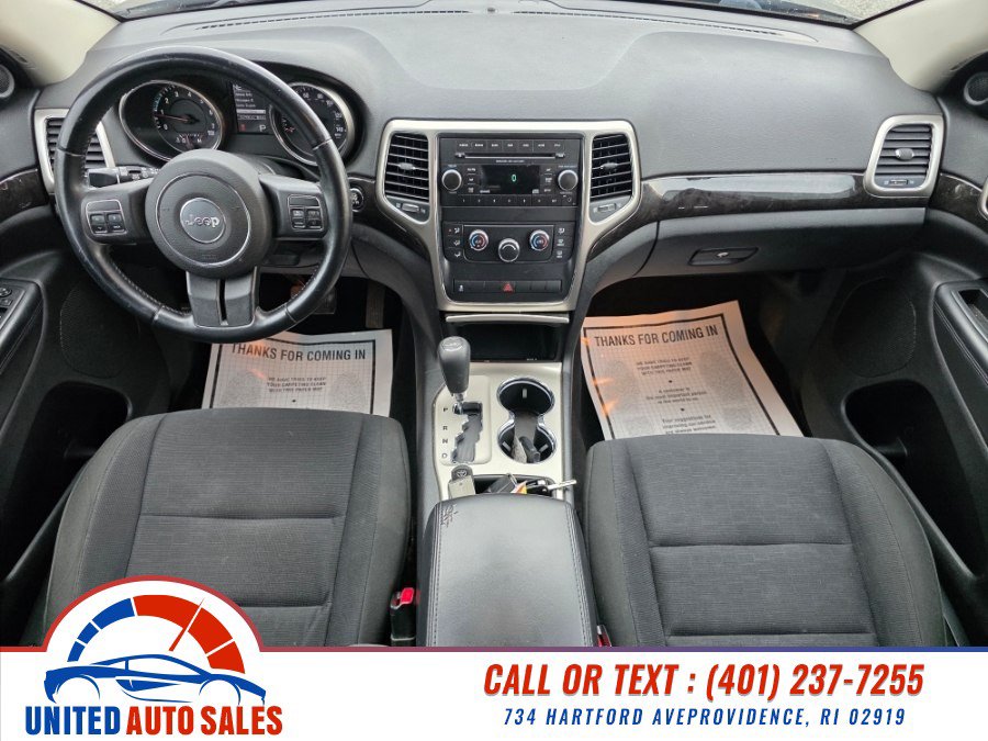 Used 2012 Jeep Grand Cherokee Laredo w/ Laredo E Group AWD/4WD image 14