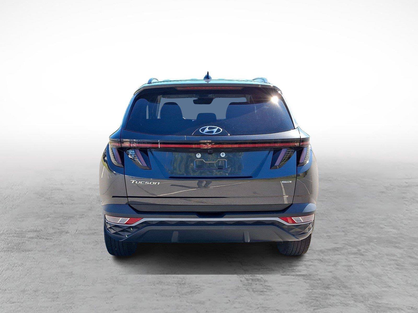 Certified 2023 Hyundai Tucson SEL AWD/4WD image 5