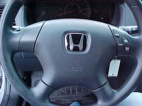 Used 2004 Honda Accord LX image 23