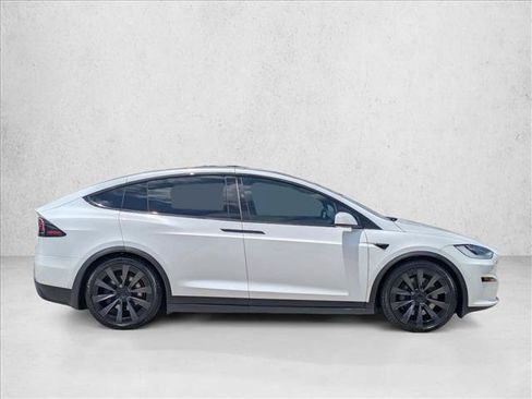 Used 2023 Tesla Model X AWD/4WD image 4