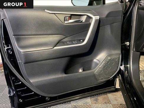 Certified 2019 Toyota RAV4 XLE image 41