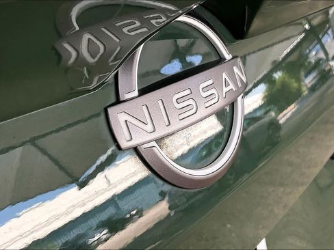 Used 2025 Nissan Altima 2.5 SR w/ SR Premium Package FWD image 31