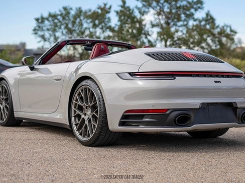 Used 2024 Porsche 911 Carrera image 6