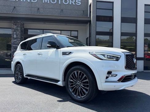 Used 2024 INFINITI QX80 Premium Select w/ Cargo Package AWD/4WD image 11