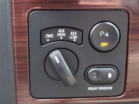 Used 2006 Ford F350 4x4 Crew Cab DRW Super Duty image 28