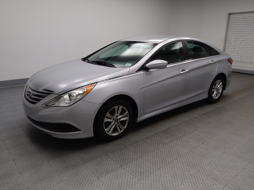 Used 2014 Hyundai Sonata GLS FWD image 2