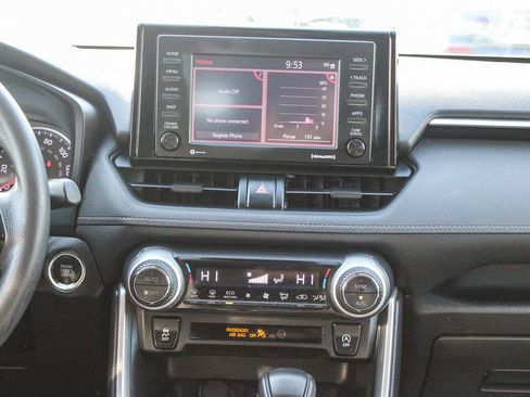 Used 2021 Toyota RAV4 XLE image 13