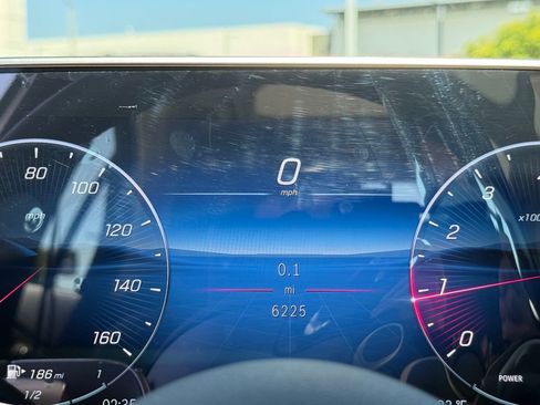 Used 2025 Mercedes-Benz E 350 4MATIC Sedan image 36