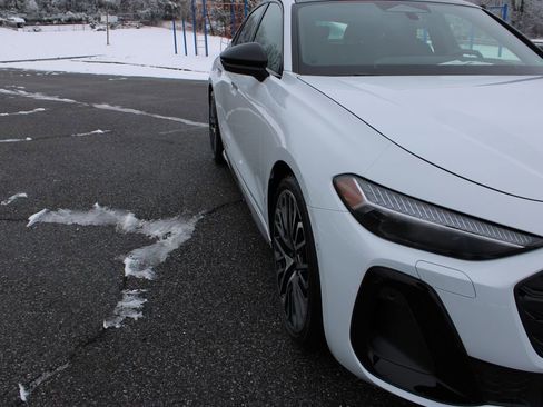 New 2025 Audi S5 Premium Plus image 40