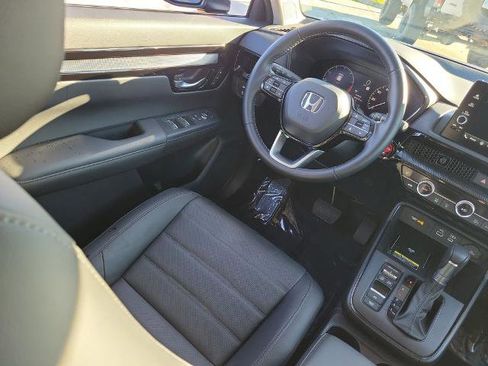 Used 2025 Honda CR-V EX-L image 16