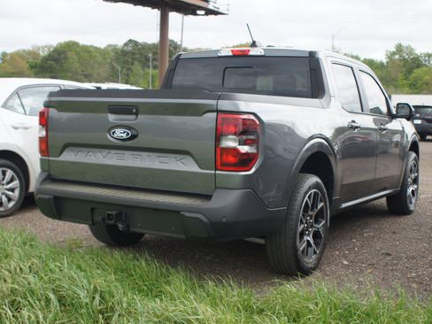 Used 2025 Ford Maverick Lariat image 5