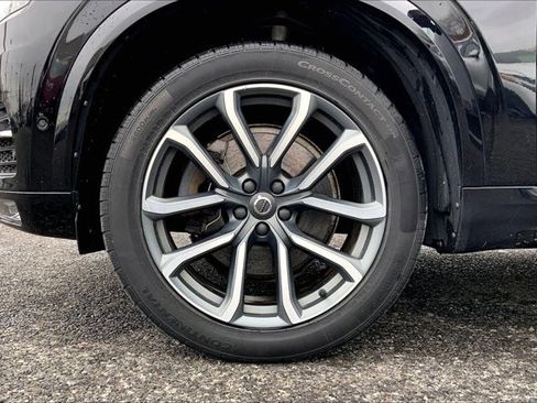 Used 2018 Volvo XC90 T5 Momentum w/ Convenience Package image 8