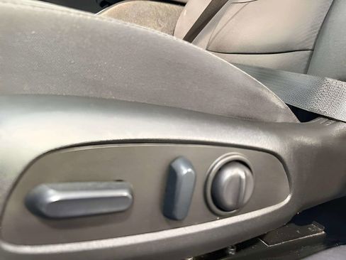 Used 2022 Chevrolet Malibu RS FWD image 21