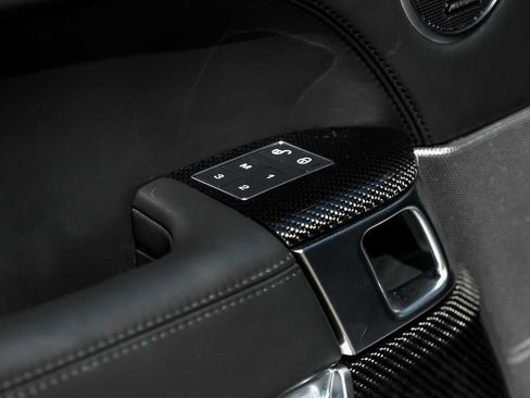 Used 2020 Land Rover Range Rover Sport SVR image 45