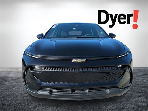 New 2026 Chevrolet Equinox EV LT image 9