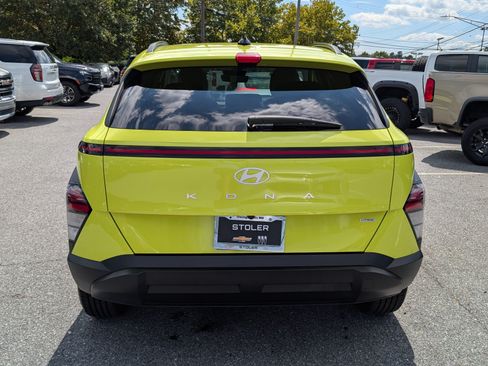 Used 2024 Hyundai Kona SEL AWD/4WD image 4