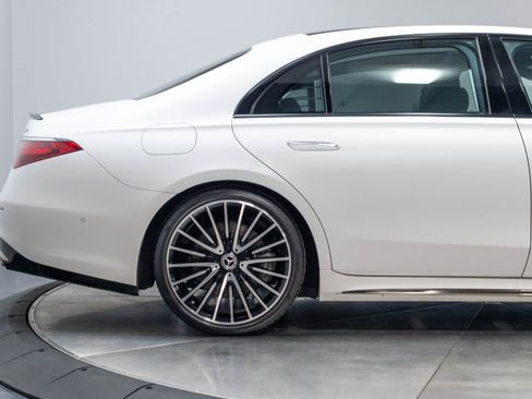 Used 2024 Mercedes-Benz S 580 4MATIC Sedan image 27